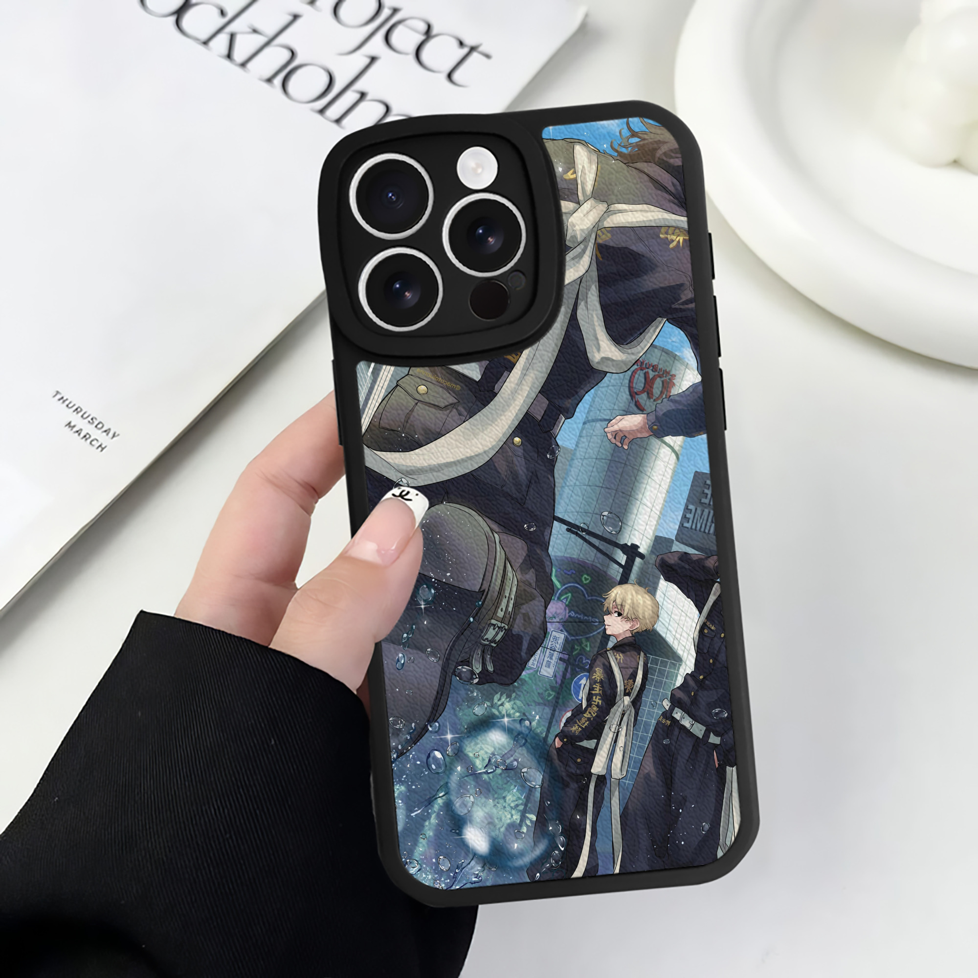（画像用） 東京リベンジャーズ Tokyo Revengers 【iPhone 16シリーズ対応】シリコンスマホケース（レザー調） 材質：シリコン